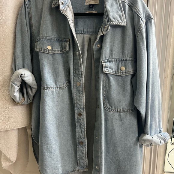 Universal Thread Light Blue Jean Jacket - Picture 2 of 3